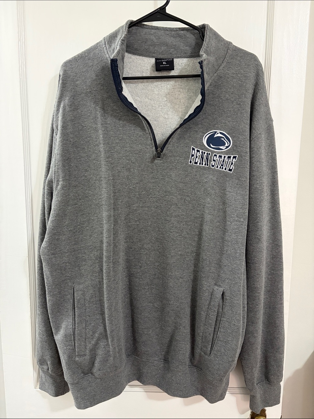 Colosseum Penn State Gray Quarter-Zip Pullover with Navy Logo